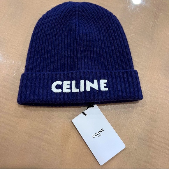 Celine NWT Beanie O/S Unisex - Picture 1 of 5